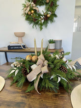 Load image into Gallery viewer, Luxe Laurel Centerpiece