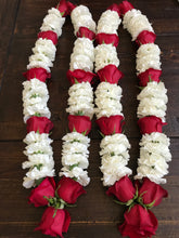 Load image into Gallery viewer, Garlands
