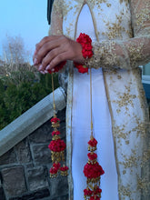 Load image into Gallery viewer, Floral Jewellery