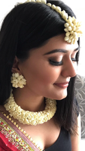 Load image into Gallery viewer, Floral Jewellery