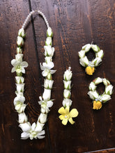 Load image into Gallery viewer, Floral Jewellery